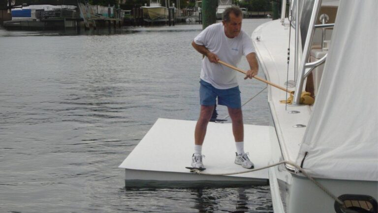 Work float rental for boat maintenance